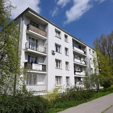 Saska Kepa -ul. Francuska 2' Min